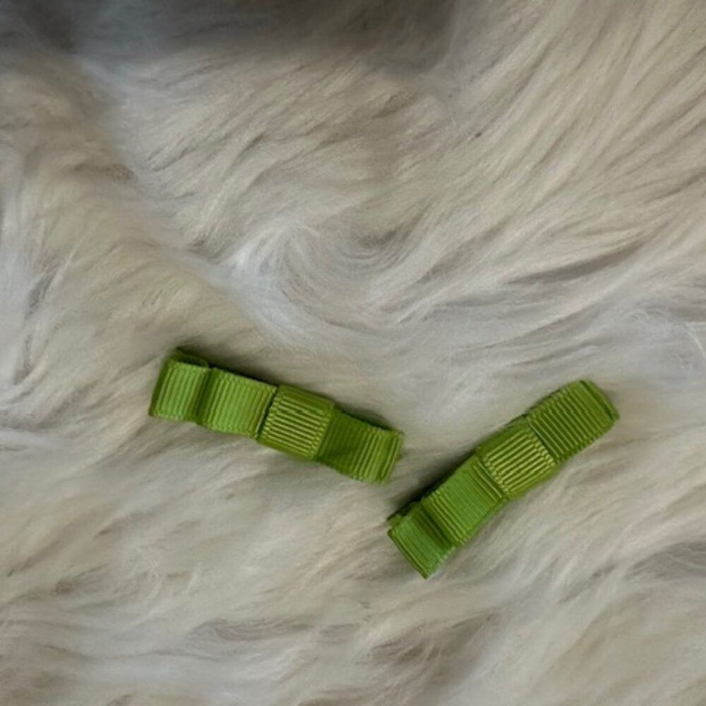SET of 2" Apple Green Tuxedo Bow   7774  Handmade NWT Boutique